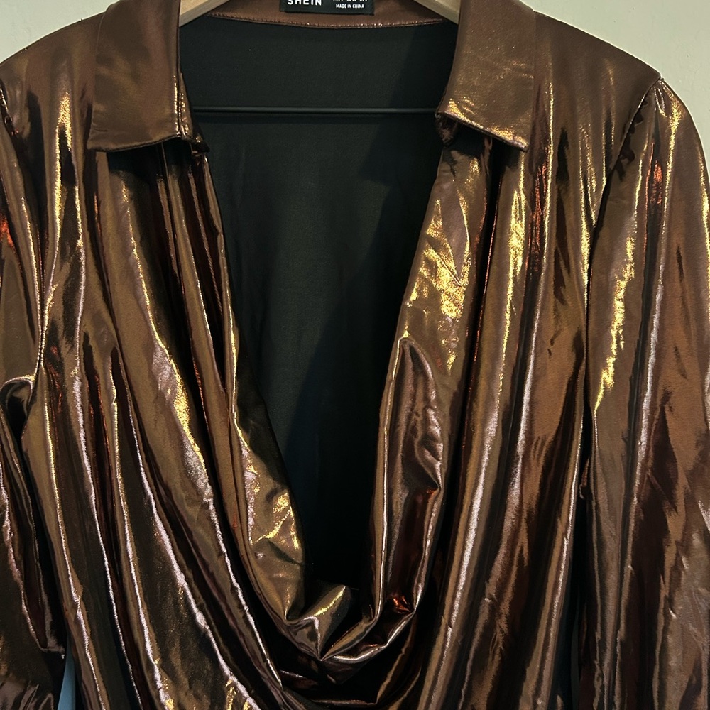 Metallic Draped Blouse - Picture 5 of 6